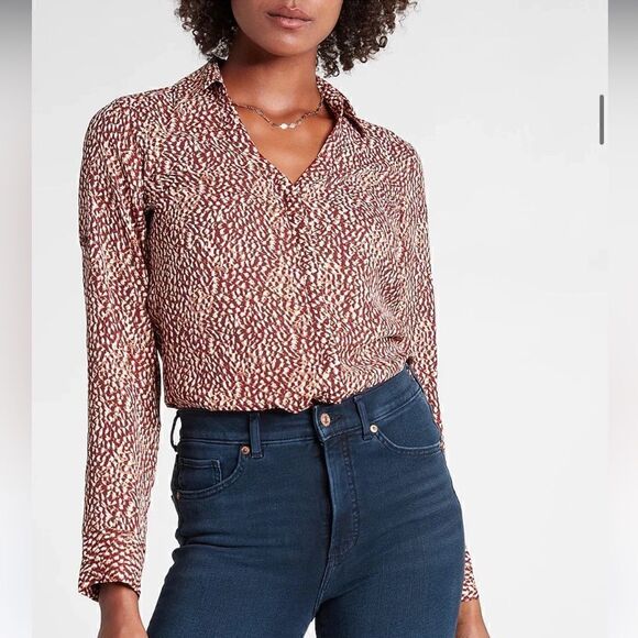Express The Portofino Long Sleeve Button Down Blouse Floral - Picture 3 of 12